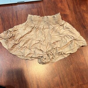 Size XS SHEIN tan ruffled flowy high waisted shorts